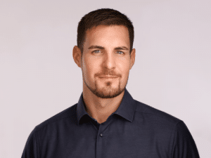 Portrait Bild von Geschäftsführer Björn Redmer